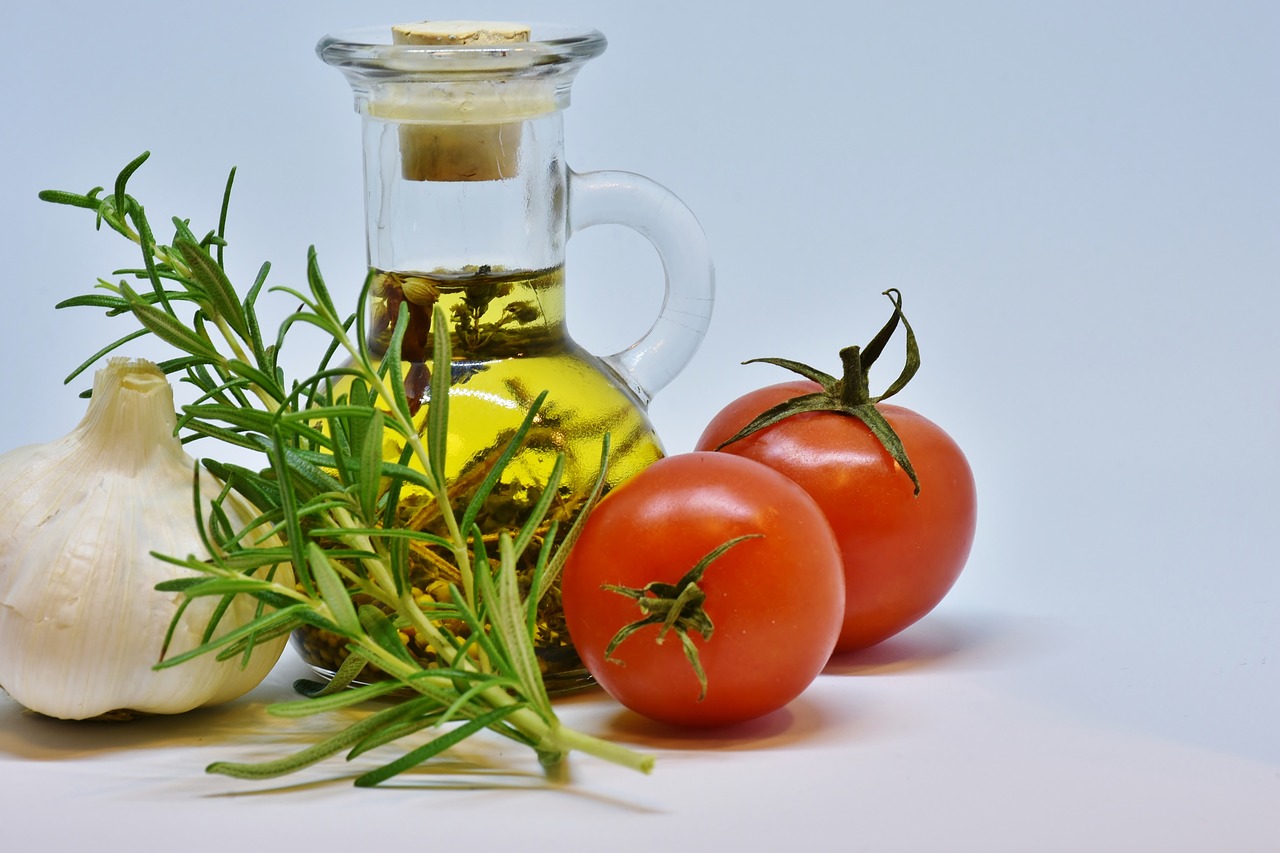 oil, olive oil, food-3112195.jpg